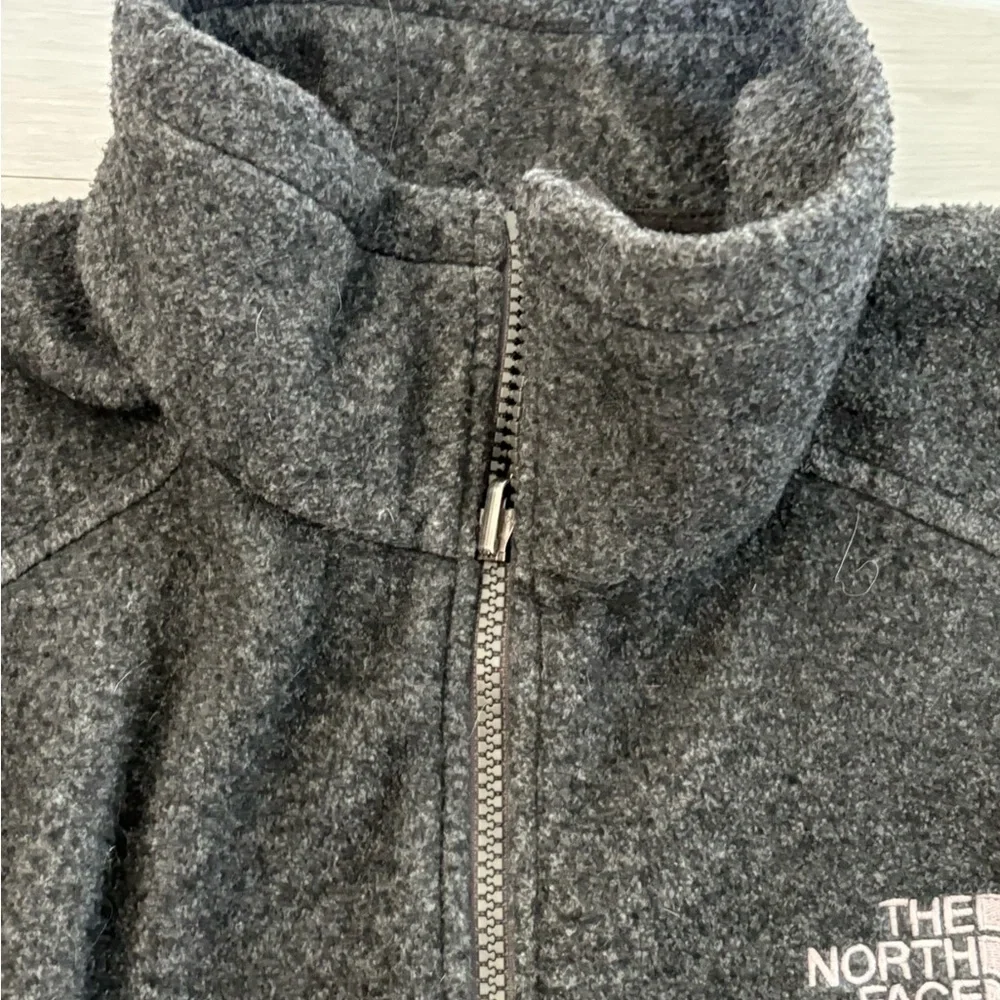 The North Face Fleece Jacket Mens M Gray‎ Full Zip Mock Neck Outdoor